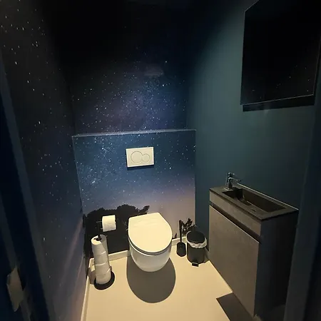 Capsule Moonlight - Jacuzzi - Sauna - Ecran 100