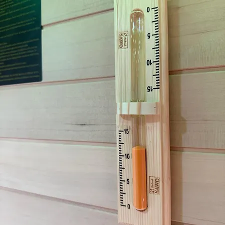 Capsule Moonlight - Jacuzzi - Sauna - Ecran 100