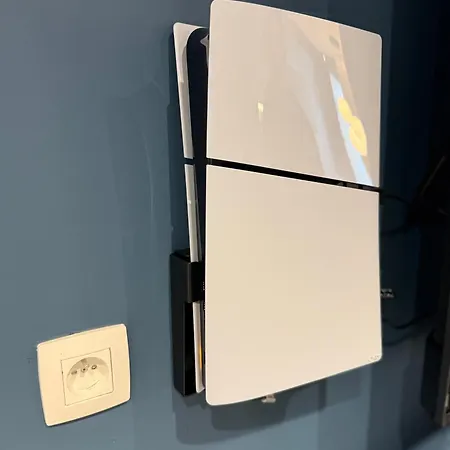 アパート Capsule Moonlight - Jacuzzi - Sauna - Ecran 100