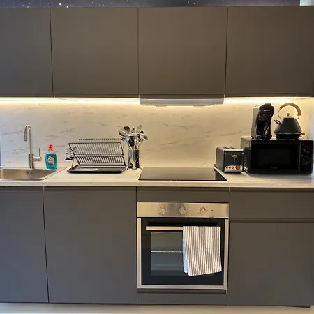 アパート Capsule Moonlight - Jacuzzi - Sauna - Ecran 100