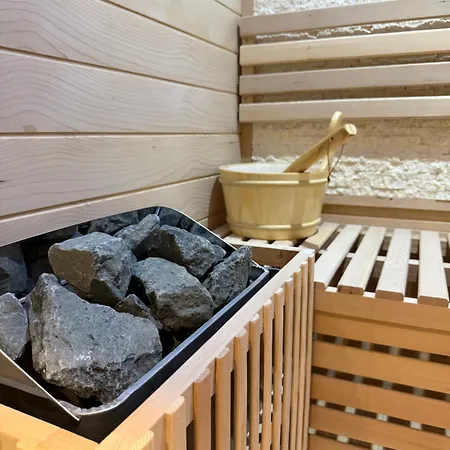 Capsule Moonlight - Jacuzzi - Sauna - Ecran 100